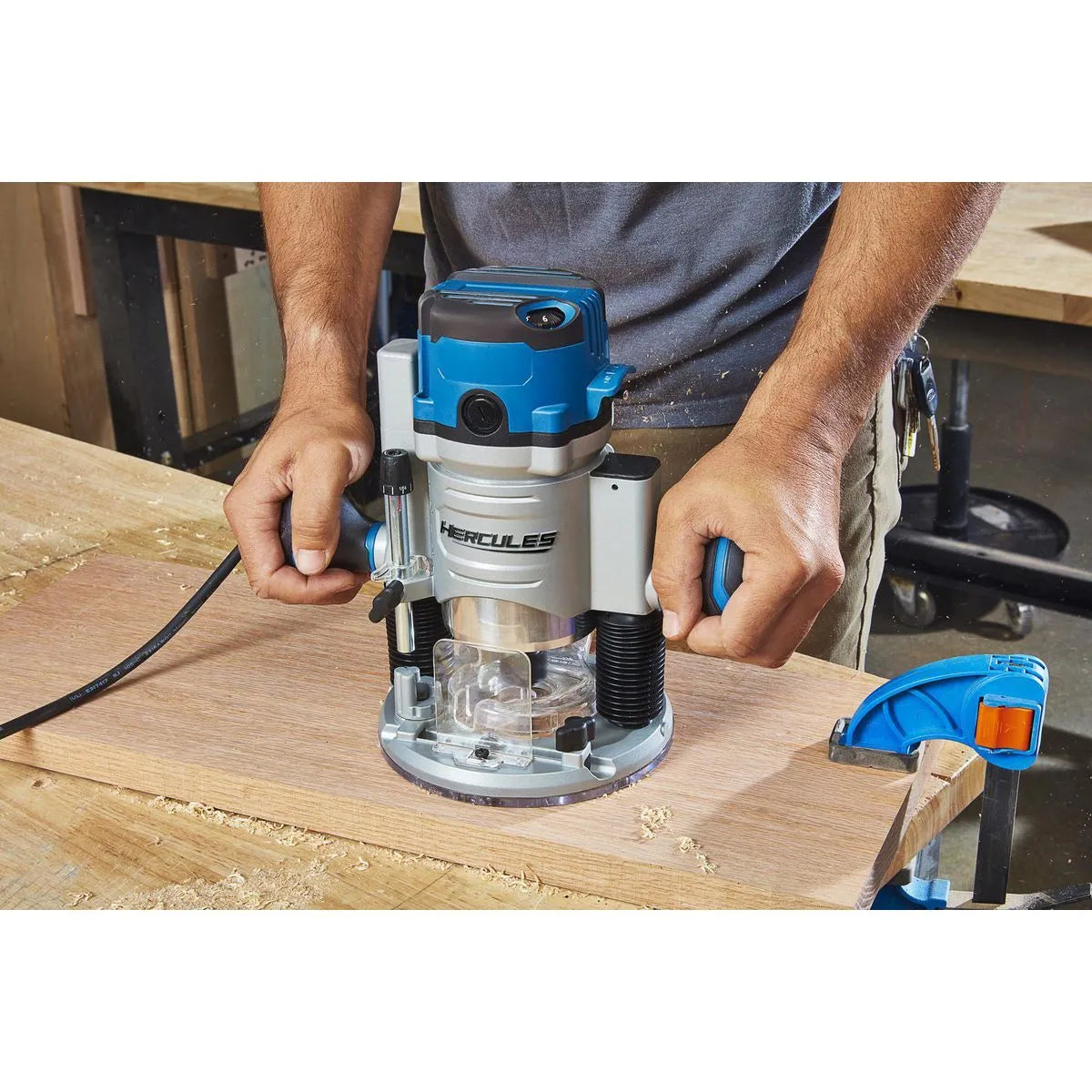 Défonceuse 12 A à vitesse variable avec base fixe et kit de base plongeante - HERCULES