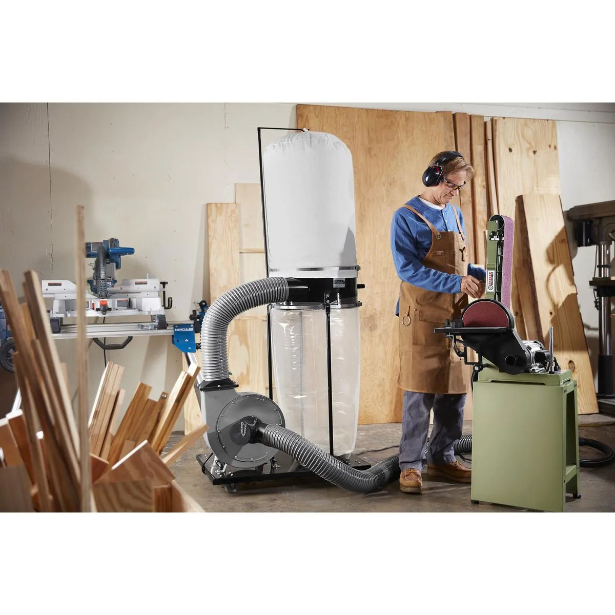 Dépoussiéreur de 35 gallons, à haut débit et à grande capacité de 5 microns - CENTRAL MACHINERY