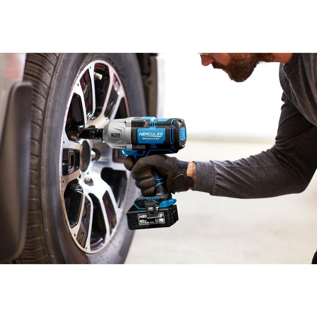 Clé à chocs sans fil avec chargeur et batterie 5Ah, 1/2 po, 20 V HERCULES BRUSHLESS