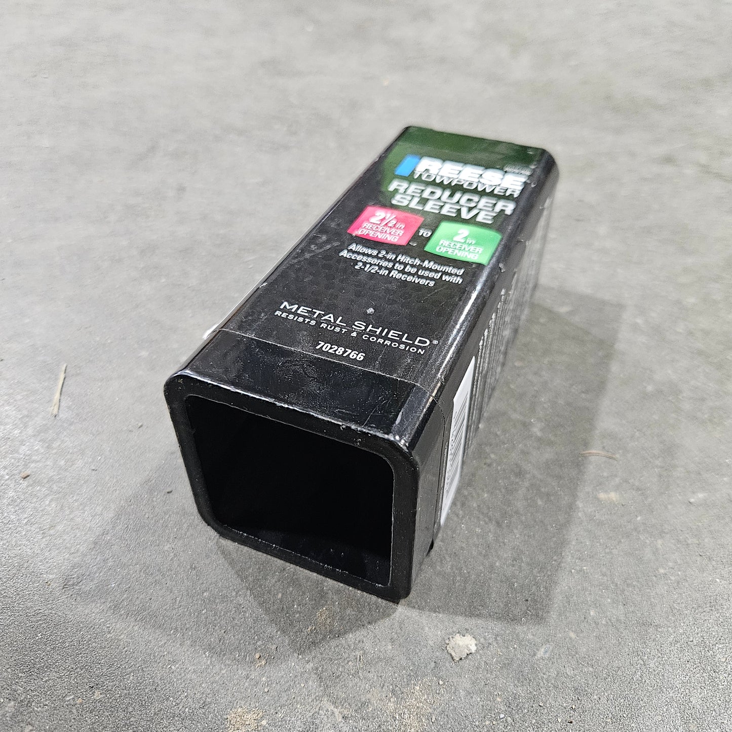 REESE Towpower 2-1/2in. to 2in. Coupler/Reducer