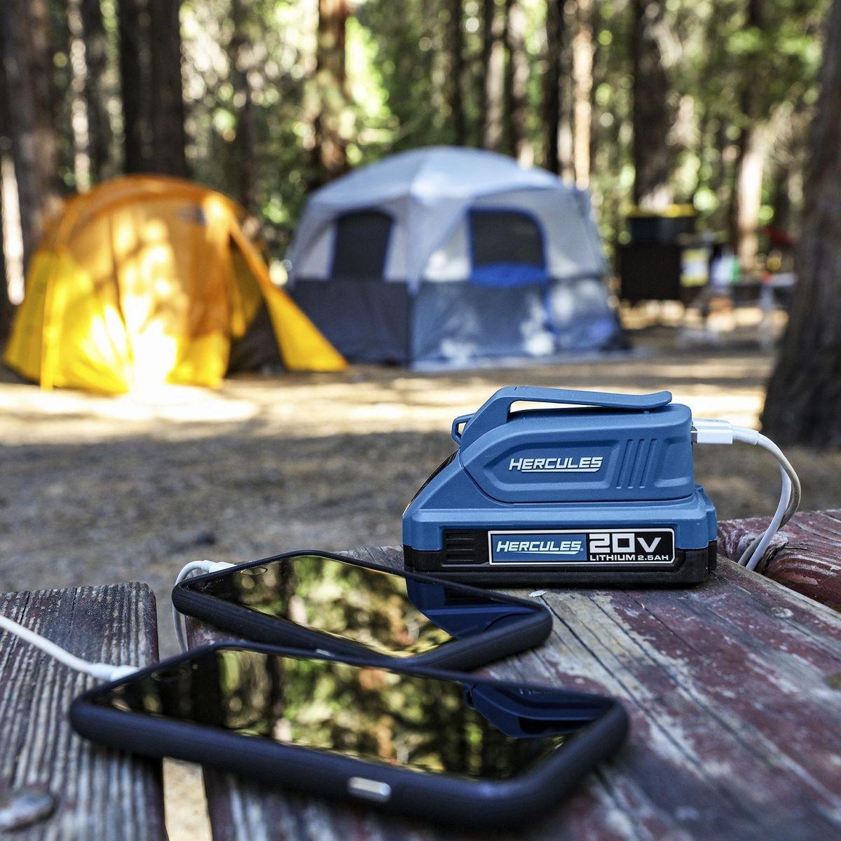 Adaptateur pour batterie HERCULES source d'alimentation USB au lithium-ion 20 V - Outil seulement - sosoutils