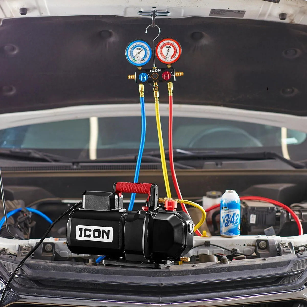 Pompe à vide à palettes profondes à 2 étages ,  5.9 CFM  -  ICON