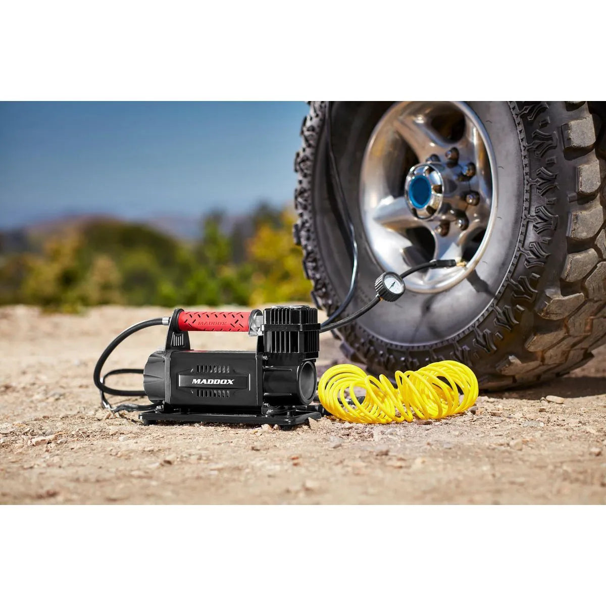 High-performance 12V, 125 PSI inflator - MADDOX
