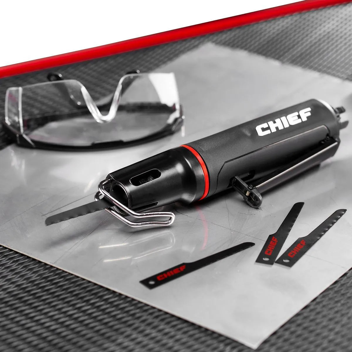 Scie alternative pneumatique professionnelle - CHIEF